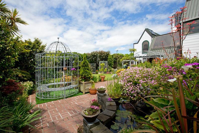 Tivoli Homestay New Plymouth Buitenkant foto