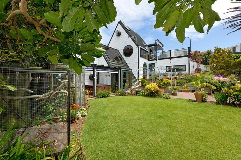 Tivoli Homestay New Plymouth Buitenkant foto