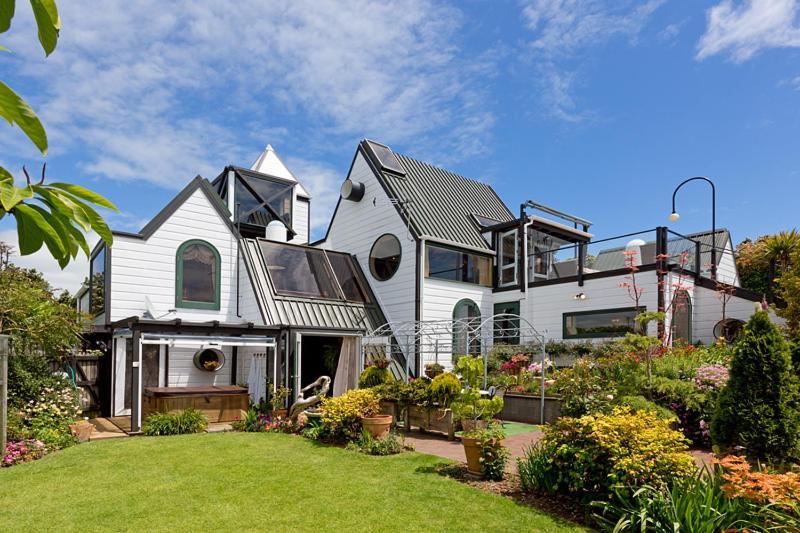 Tivoli Homestay New Plymouth Buitenkant foto