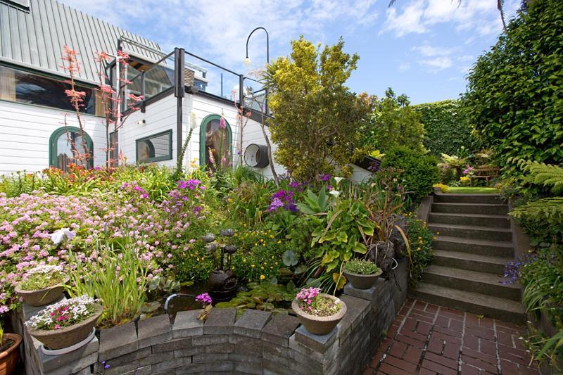 Tivoli Homestay New Plymouth Buitenkant foto