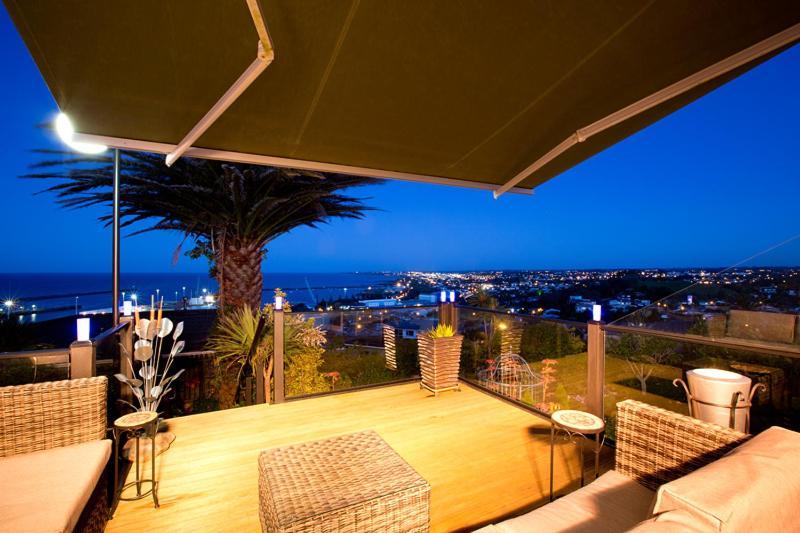 Tivoli Homestay New Plymouth Buitenkant foto